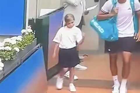 Tennis star Rafael Jodar leaves child mascot hanging in another viral French Open moment