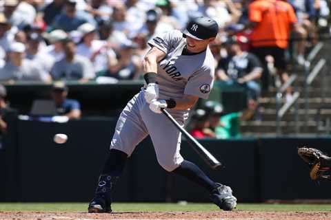 Yankees erupt for wild 13-run third inning that lasts 43 minutes — and didn’t even need a home run