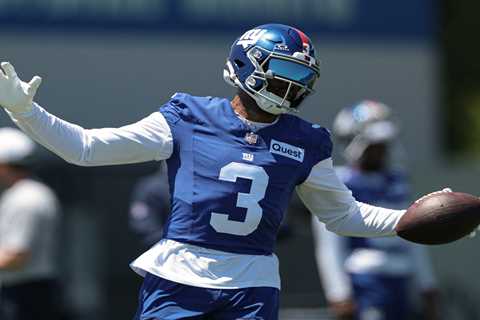 Odell Beckham Jr. wastes no time back in New York, takes entire receiver room for expensive steak..