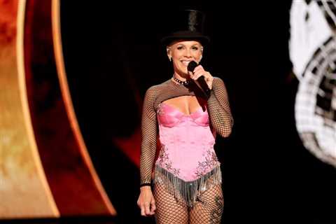 P!nk, Queen Latifah, Whitney Leavitt & Alex Newell Dazzle 2026 Tonys With ‘Chicago’ Medley for..
