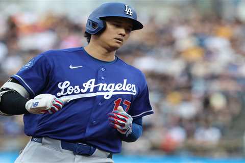 Dodgers lose Shohei Ohtani, Justin Wrobleski to injuries in win against Pirates