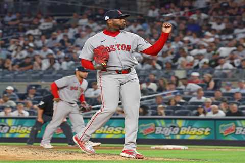 Aaron Boone disagrees with Aroldis Chapman’s lingering Yankees beef