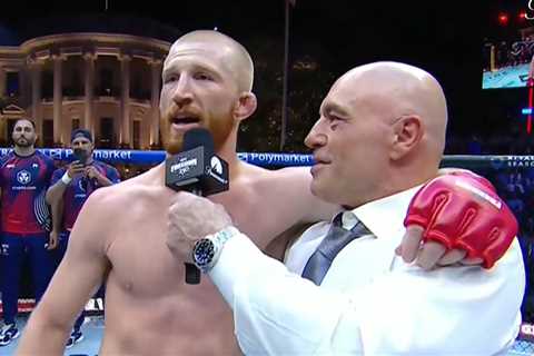 Bo Nickal Shouts Out Trump, His Balls, After Knockout Win At White House