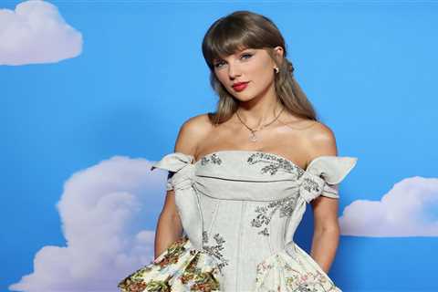 Taylor Swift’s ‘I Knew It, I Knew You’ Debuts at No. 1 on Billboard Hot 100