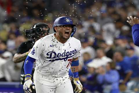 Dodgers beat Rays behind Miguel Rojas’ pinch-hit blast, improved bullpen