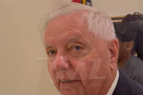 Lindsey Graham Proves He's King of the Hill Staircases, Talks UFC Terror Plot
