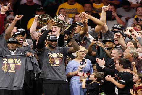 Kyrie Irving ‘ghosted’ Cavaliers teammates for 2016 title reunion, J.R. Smith suggests