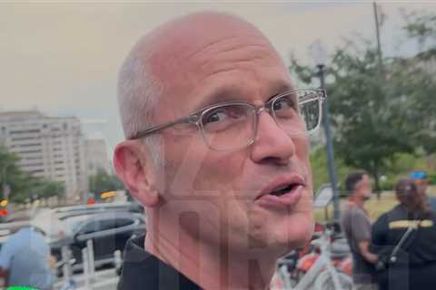 Dan Hurley Wants UConn vs. Duke At White House After UFC Freedom 250