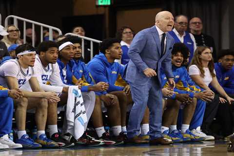 UCLA to sell fistful of seats near team benches inside Pauley Pavilion
