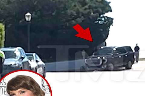 Taylor Swift Potential Bachelorette Party: Alleged Sighting of Star in SUV at RI Home