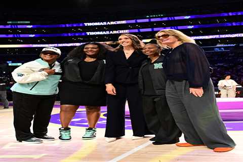 Liberty receive surprise pregame visit, message from franchise legends: ‘Do things the New York way’