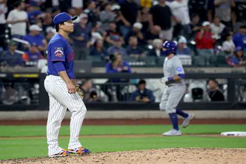Kodai Senga pounded again, Juan Soto exits with back injury as spiraling Mets fall to Cubs