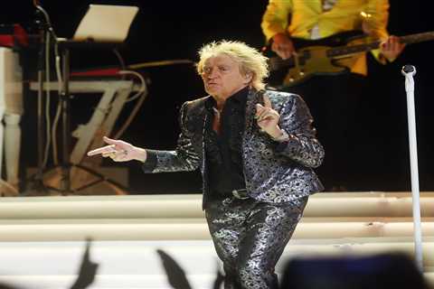 Rod Stewart finally gives excuse for going to World Cup game day after ditching sold out California ..