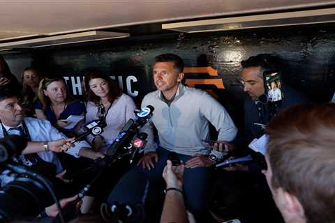 Buster Posey backs out of radio interview in Giants’ latest misstep