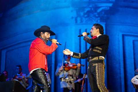 Alejandro Fernández Draws Record 270,000 Fans in Guadalajara With Free World Cup Concert: 5..