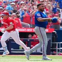 Freddy Peralta’s dud buries Mets as veteran’s miserable season continues in loss to Blue Jays