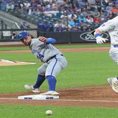 Mets score three runs on Little League homer in Royals’ comedy of errors