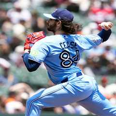 Giants look overmatched in 10-0 loss Dylan Cease, Blue Jays