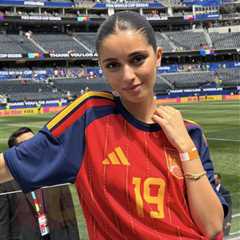 Spain phenom Lamine Yamal enjoys NYC outing ahead of World Cup final