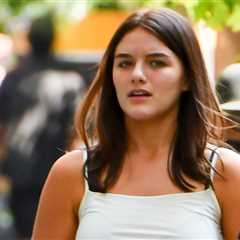Tom Cruise's Daughter Suri Dropped His Last Name
