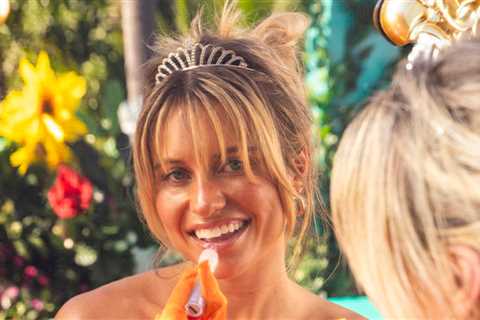 'Love Island' Star Kenzie's Parents Say She's a 'One Guy' Girl, Rooting for Dylan
