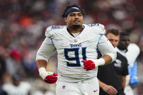 Giants claim defensive lineman C.J. Ravenell after being cut by Titans