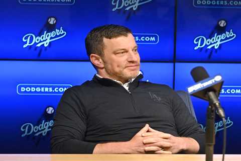 MLB Trade Deadline: Four questions that will determine Dodgers’ plans