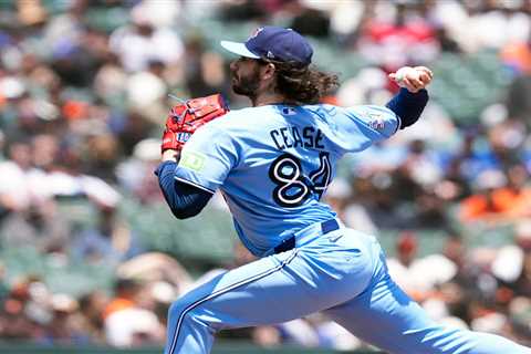 Giants look overmatched in 10-0 loss Dylan Cease, Blue Jays