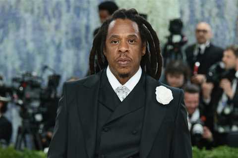 Could Jay-Z Get Fined for Playing Late at Yankee Stadium?
