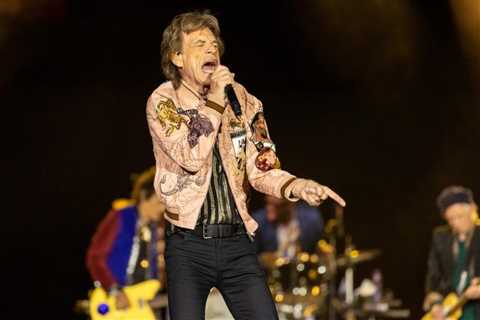 The Rolling Stones Tie The Beatles at No. 2 on U.K. Albums Chart’s Leaderboard With 15th No. 1 LP