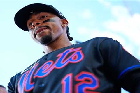 Why trading Francisco Lindor is so complicated — and may wait until Mets offseason