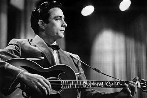 Chart Rewind: In 1956, Johnny Cash Took His First ‘Walk’ to No. 1
