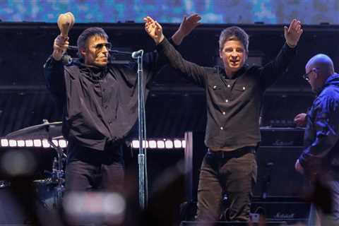 Oasis’ ‘Wonderwall’ Returns to Hot 100 After 30 Years Thanks to World Cup