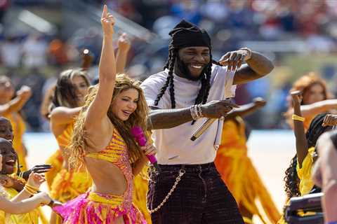 Shakira Brings Out Tyla, Ed Sheeran & Burna Boy at Her First Show Post FIFA World Cup in New..