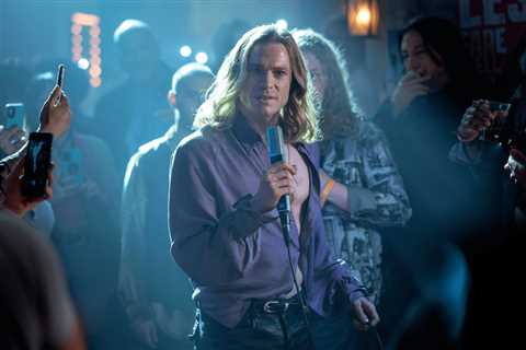 Sam Reid on ‘The Vampire Lestat’ Finale & His Fictional Rock Star Being Bested on the..