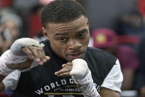 Spence vs. Tszyu odds, prediction: Best bets for Saturday’s boxing match