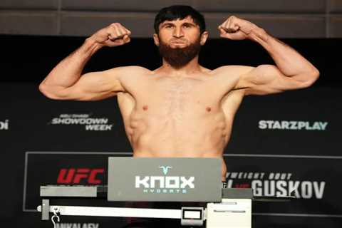 UFC Abu Dhabi predictions: Full fight card picks, best bets Saturday