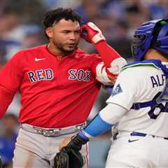 Dodgers pitcher drills Red Sox star Willson Contreras in head, knocks him from game