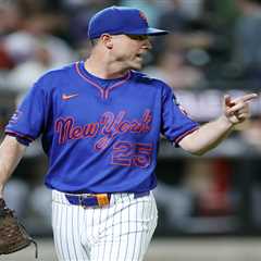 Mets trade Brooks Raley to Phillies in MLB trade deadline fire sale