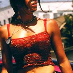 Guess The Sexy Car Babe In A Crop Top