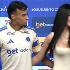 Soccer star snubbed by ‘Uruguayan Kim Kardashian’ girlfriend as triumphant moment turns awkward