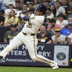 Brewers match modern-era record with 22-0 beatdown of Mariners