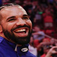 Drake Teases a Remix of Ella Langley’s ‘Choosin’ Texas’ During DJ Set
