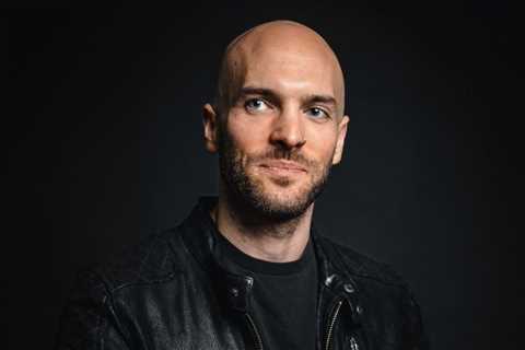 Publishing Briefs: Prescription Songs Signs Rich Harris & V8 Splash