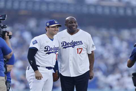 How Magic Johnson used Starbucks to fuel $2.2 billion Dodgers purchase