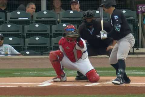 Anthony Volpe called out after blowing two ABS challenges in first at-bat: ‘Big smile on his face’