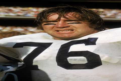 John Niland, Cowboys Super Bowl champ, dead at 82 after painful health battle