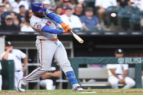 Mets’ Luis Robert Jr. belts two homers in win over his ex-team