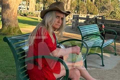 'RHOBH' Alum Kim Richards Seen in Rare Outing After Eviction Drama