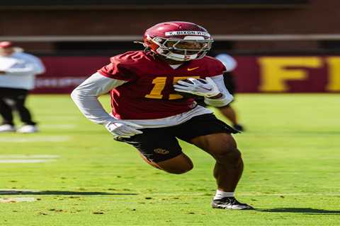 USC’s fabulous freshmen are well represented on first two-deep